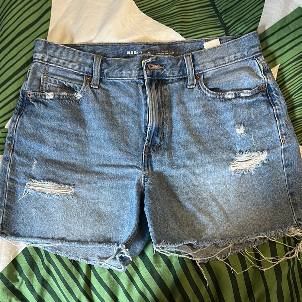 Old Navy Women's Blue Denim “ Slouchy Straight” Shorts
